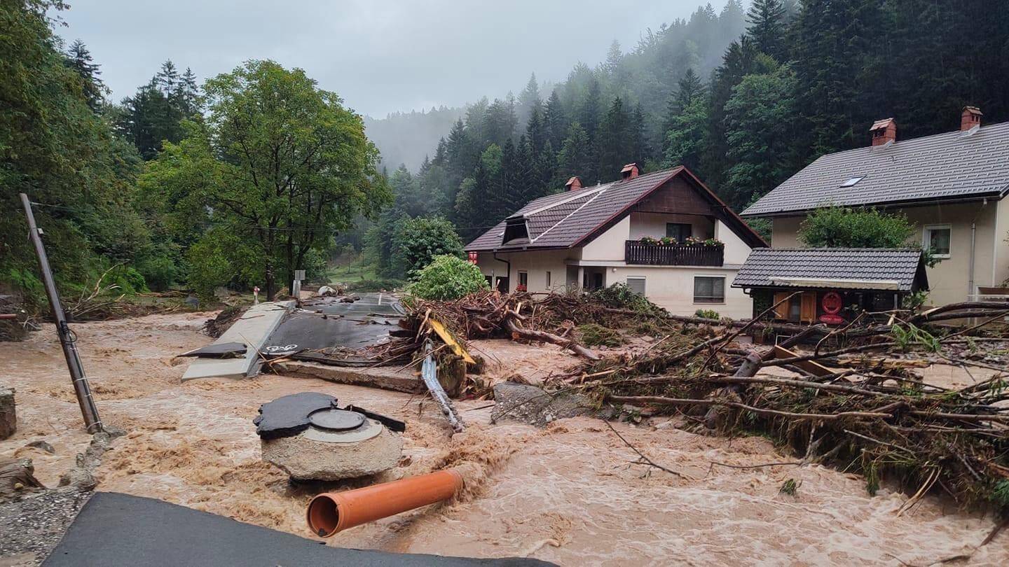 Gospodinjstva,  ki so bila prizadeta v poplavah in še niso prijavila škode, lahko to storijo v občini bivanja do 14. novembra 2023